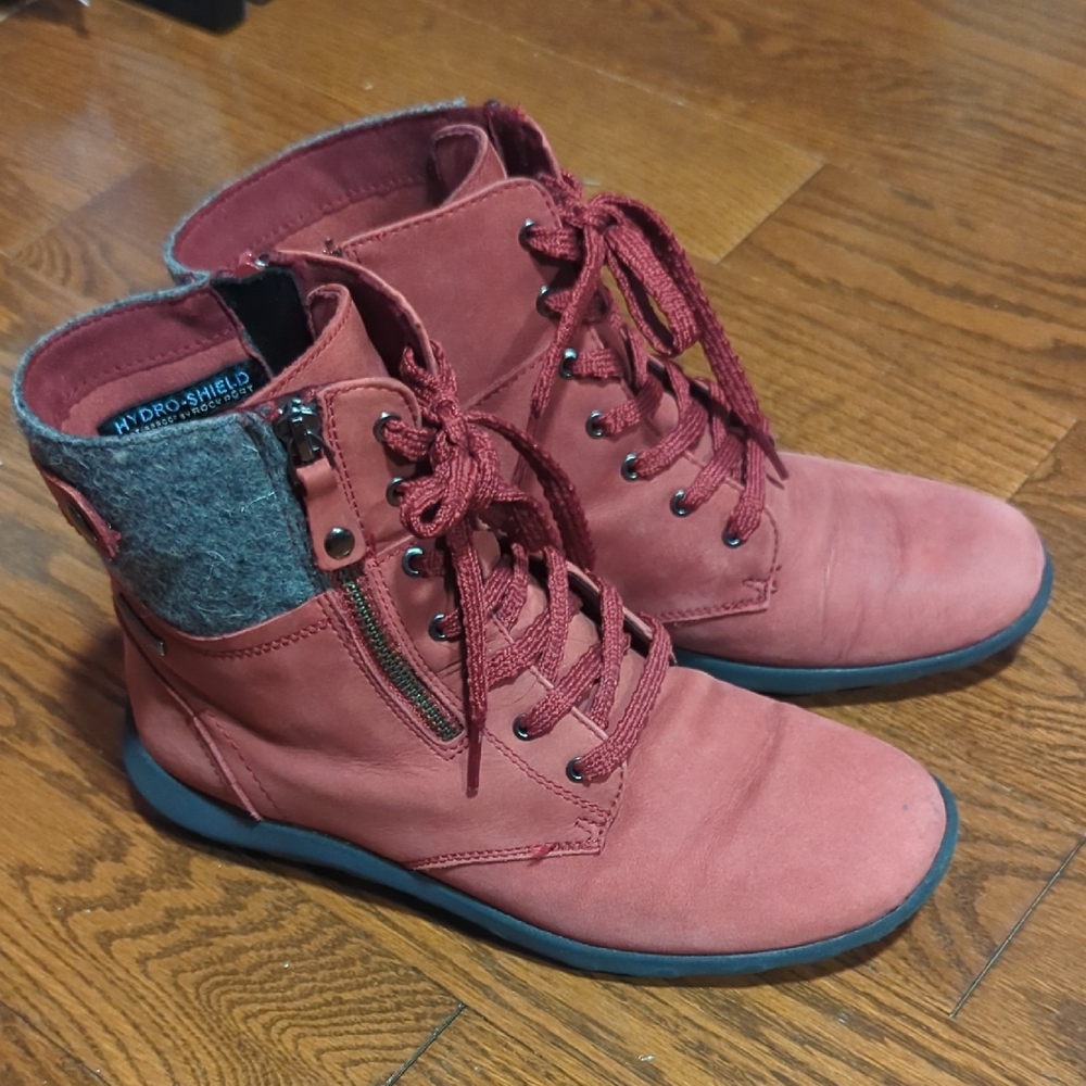 Cobb Hill By Rockport Women's Red Waterproof Ankle Boots